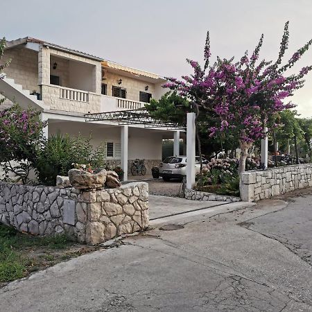 Apartments Zile ซูชูราย ภายนอก รูปภาพ